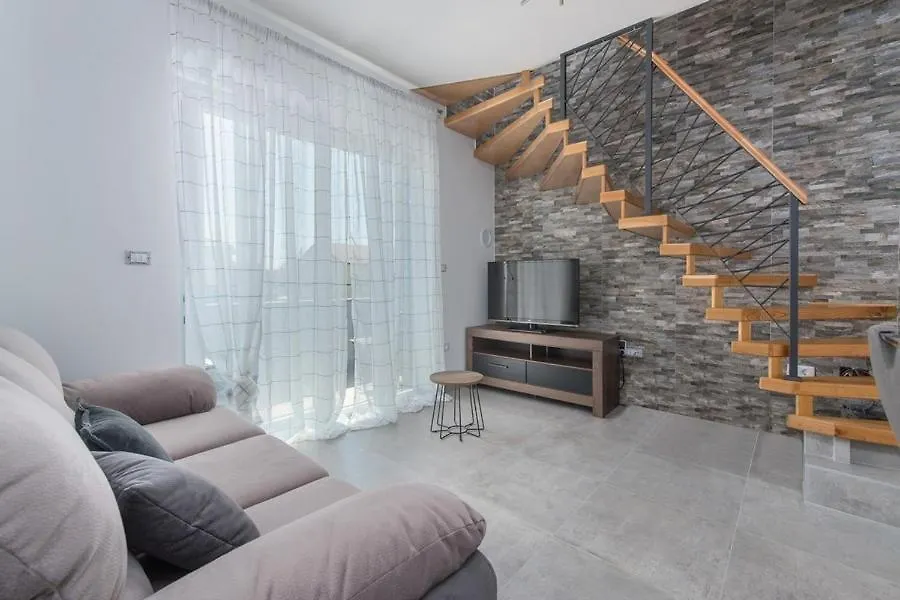 Apartments One&Two Novigrad  0*, Novigrad (Istria) Croatia