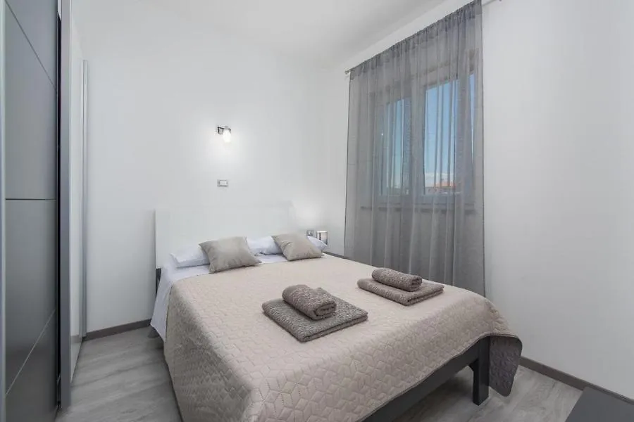 Apartments One&Two Novigrad  Croatia