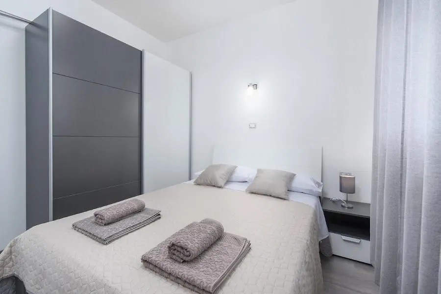 Apartments One&Two Novigrad  Guest house Novigrad (Istria)