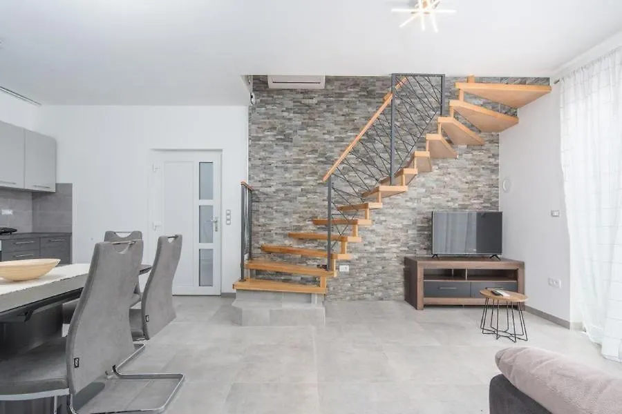 Apartments One&Two Novigrad  Guest house Novigrad (Istria)