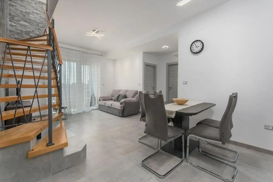 Gasthuis Apartments One&Two Novigrad Istria